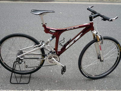 gt1999xcr10002.jpg